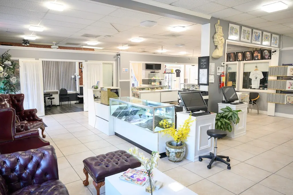 Alan's Cool Ink — Tattoo shop in Destin